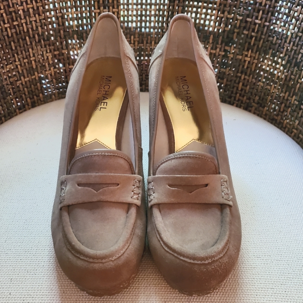 Michael Kors Rory Nude Suede Wedge Loafer